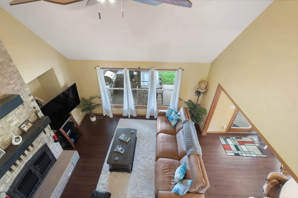 20160 US-12 Edwardsburg, MI 49112