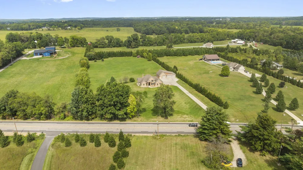20160 US-12 Edwardsburg, MI 49112