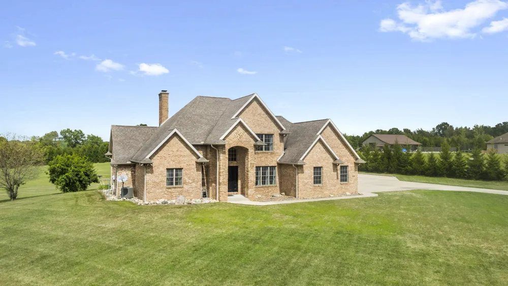 20160 US-12 Edwardsburg, MI 49112