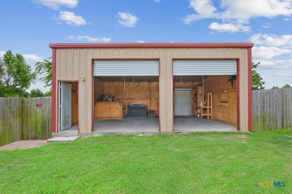 519 Pleasant View Road Troy, TX 76579