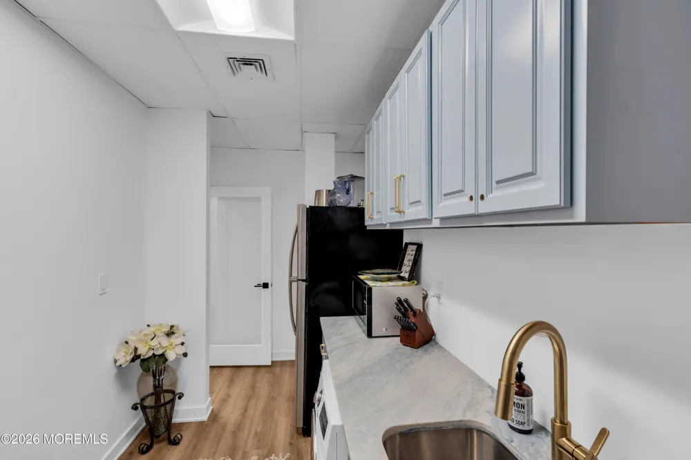 223 Monmouth Road #1D West Long Branch, NJ 07764