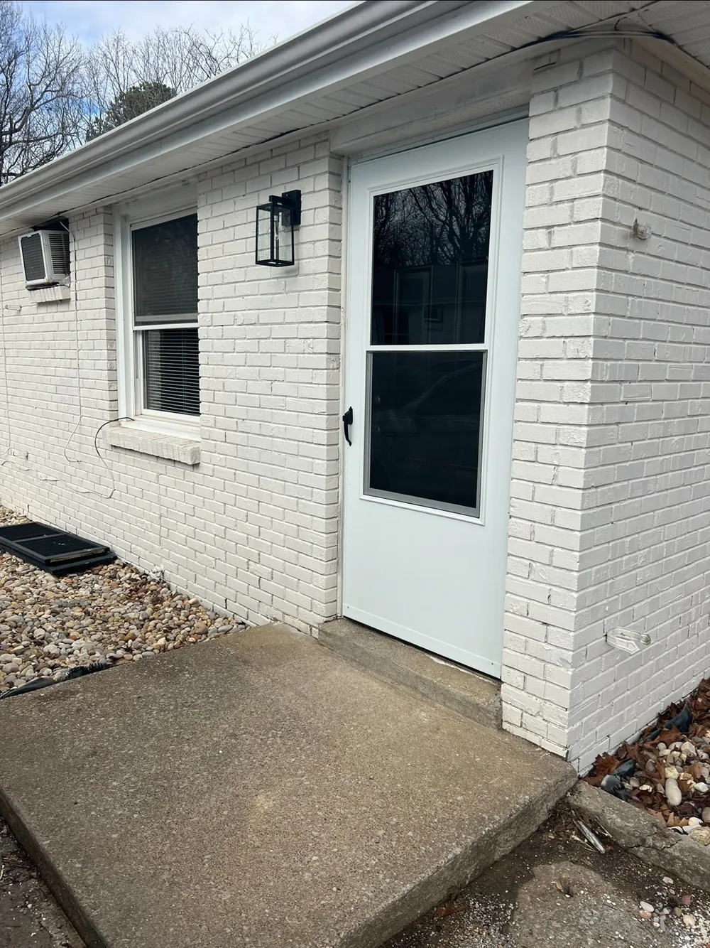 824 Central Ave #E Clarksville, TN 37040