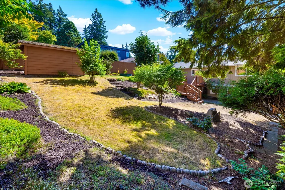 11218 NE 91st St Kirkland, WA 98033