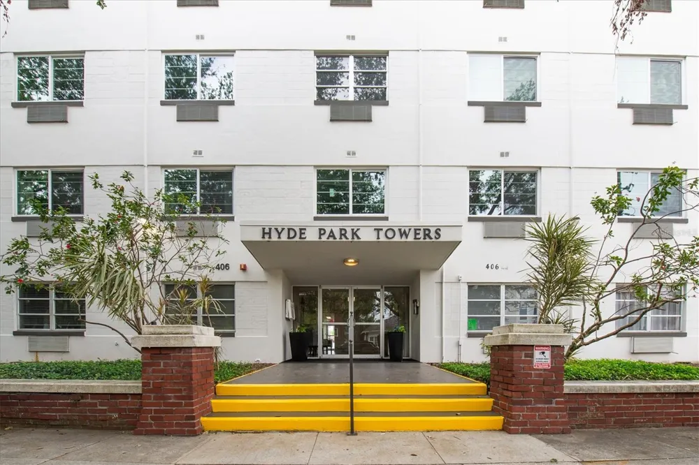 406 W CEDAR STREET #403 Tampa, FL 33606