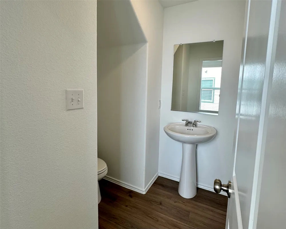 53 Trinity Circle Lockhart, TX 78644