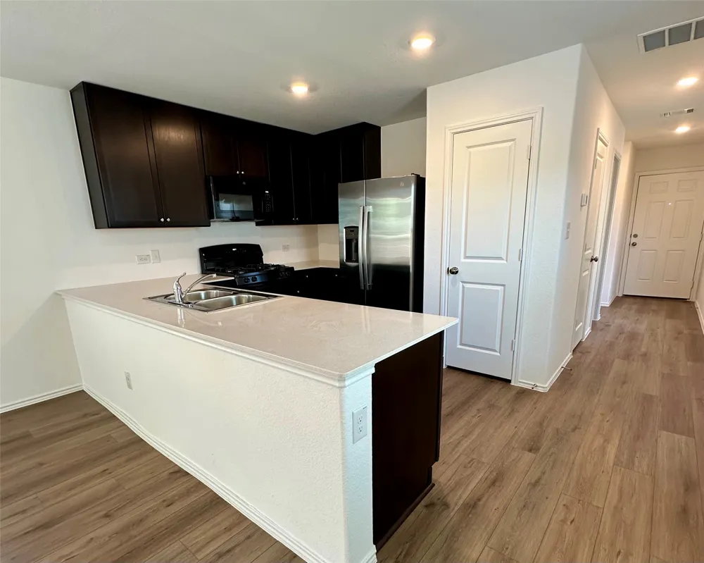 53 Trinity Circle Lockhart, TX 78644