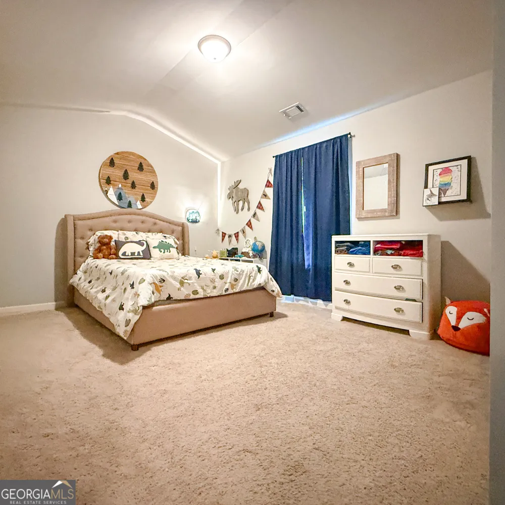 2001 Massey LN Winder, GA 30680