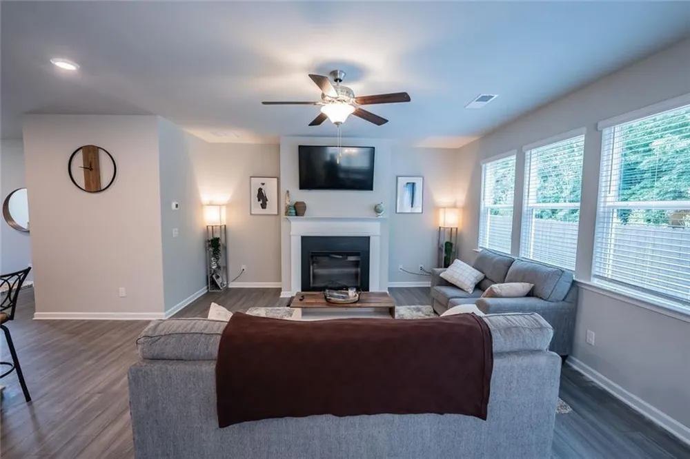 454 Burgundy Terrace SE Atlanta, GA 30354