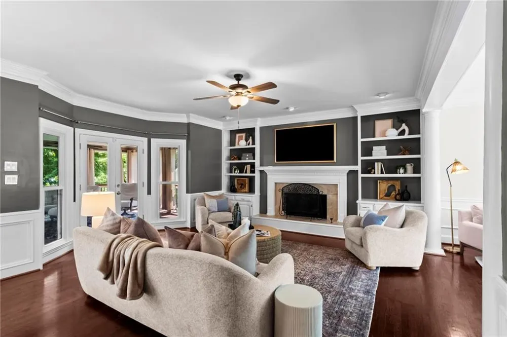 8325 Riverbirch Drive Roswell, GA 30076