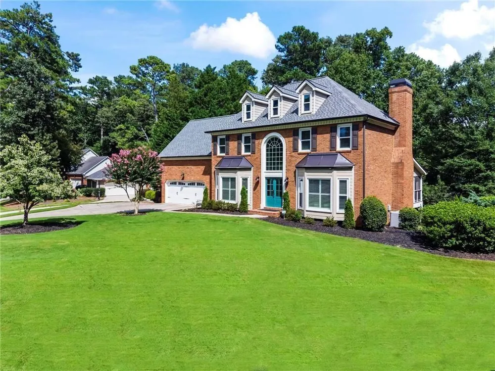 8325 Riverbirch Drive Roswell, GA 30076