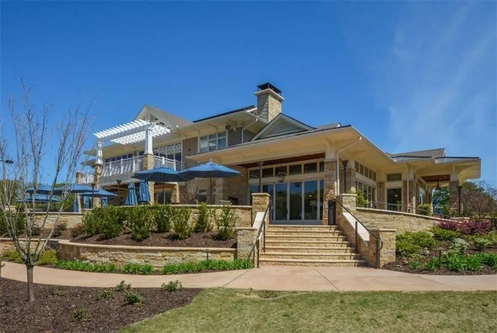 8325 Riverbirch Drive Roswell, GA 30076