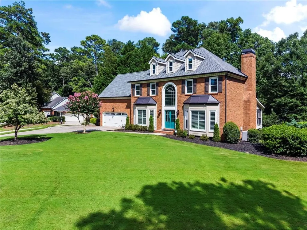 8325 Riverbirch Drive Roswell, GA 30076