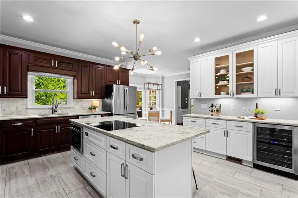 8325 Riverbirch Drive Roswell, GA 30076