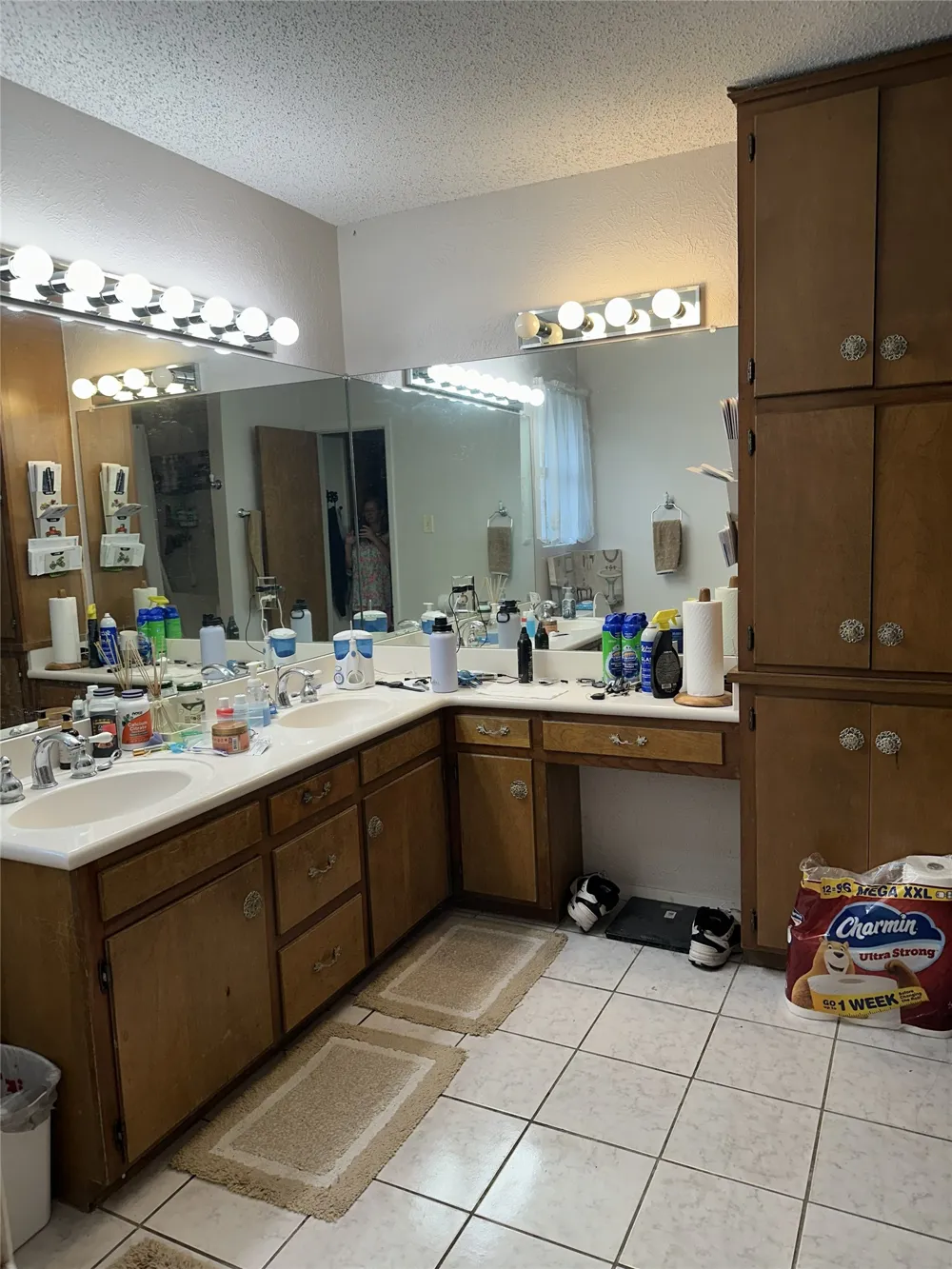 1700 Northcrest Drive Arlington, TX 76012