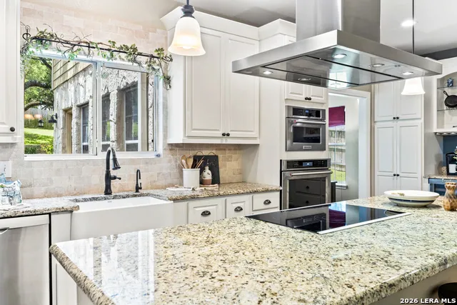 606 Misty Water Ln San Antonio, TX 78260