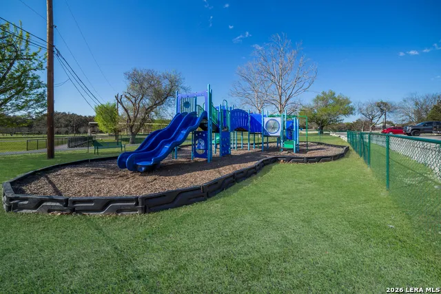 606 Misty Water Ln San Antonio, TX 78260
