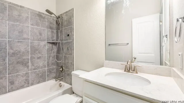 244 HEAVENLY VW Cibolo, TX 78108