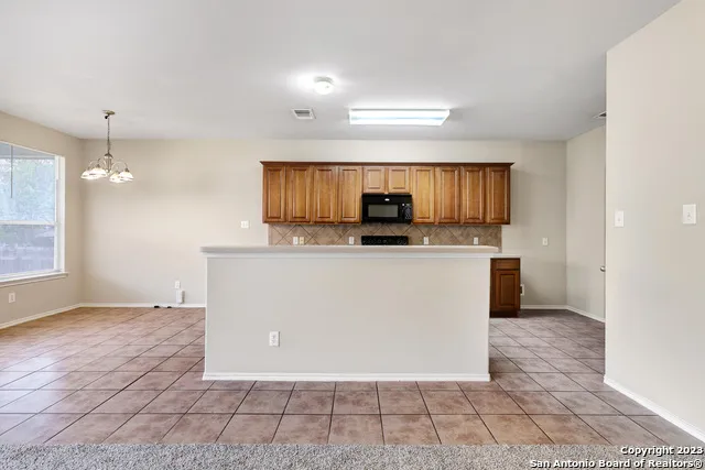735 PARK PT San Antonio, TX 78253