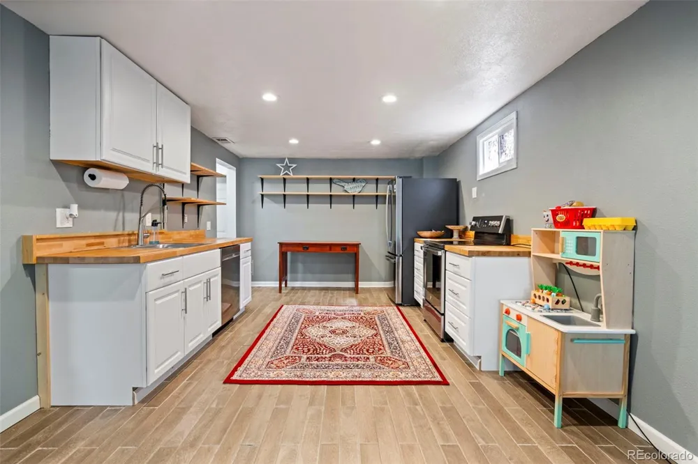 871 Winona Court Denver, CO 80204