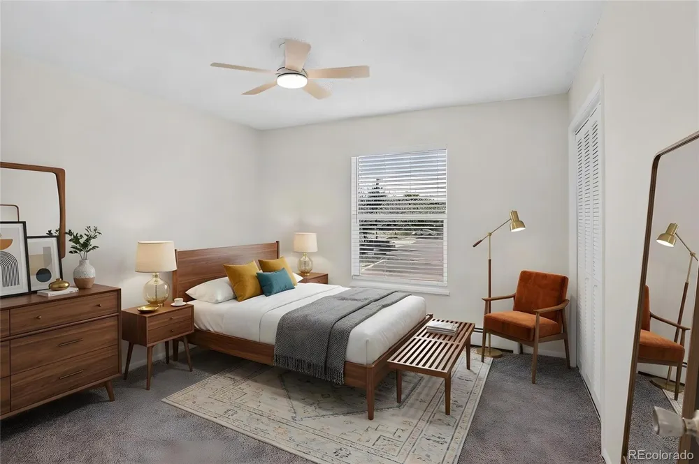 956 S Iola Street Aurora, CO 80012