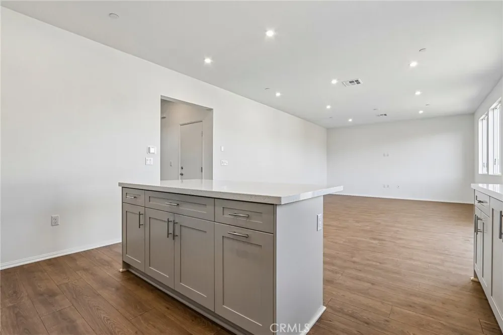 27207 Stardust Avenue Moreno Valley, CA 92555