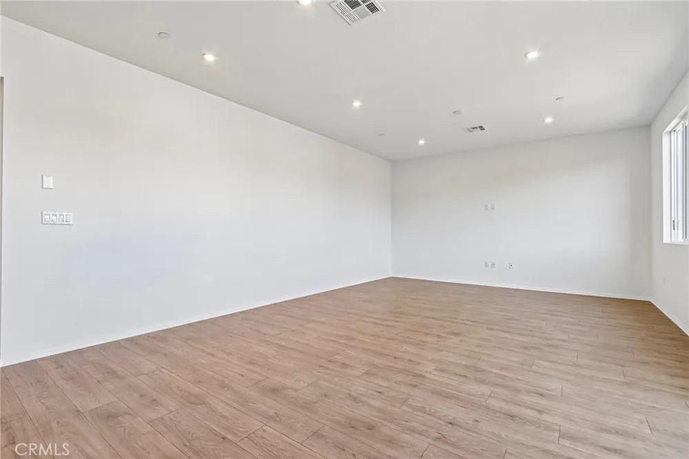 27207 Stardust Avenue Moreno Valley, CA 92555