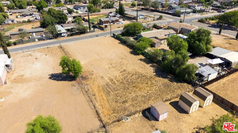 21715 Perry St Perris, CA 92570