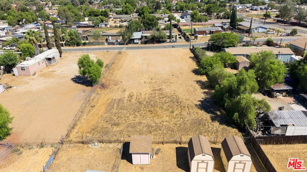 21715 Perry St Perris, CA 92570