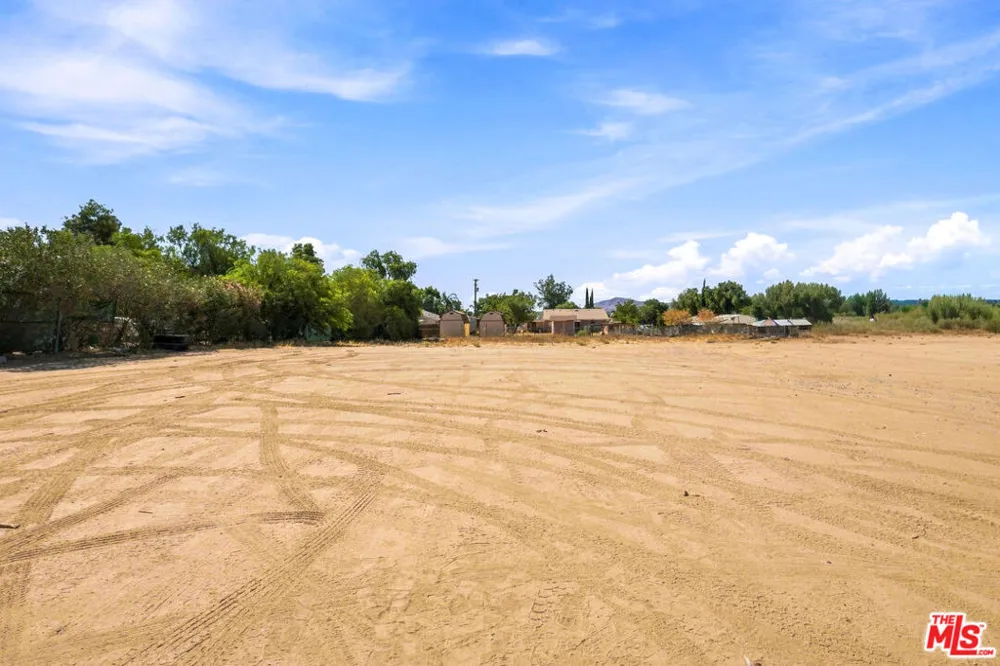 21715 Perry St Perris, CA 92570