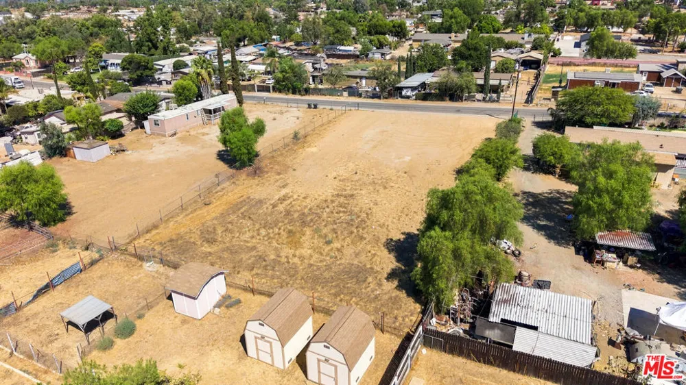 21715 Perry St Perris, CA 92570