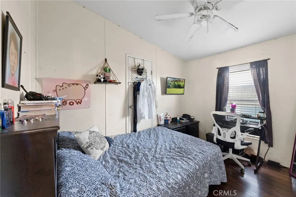 1700 South Glendora Ave #9 Glendora, CA 91740