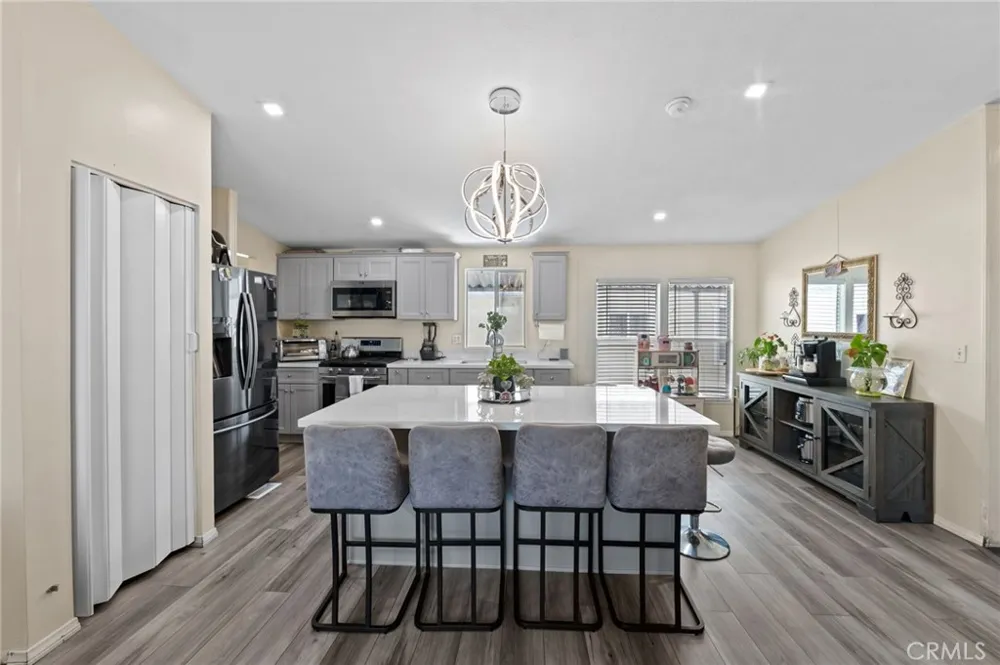 1700 South Glendora Ave #9 Glendora, CA 91740