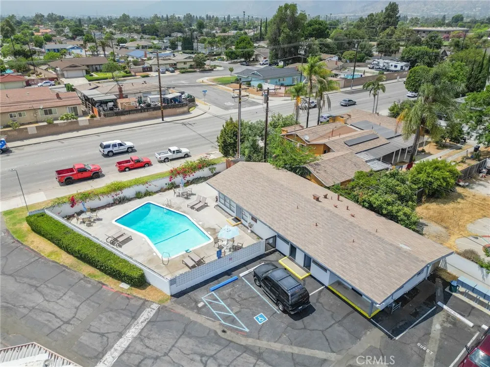 1700 South Glendora Ave #9 Glendora, CA 91740