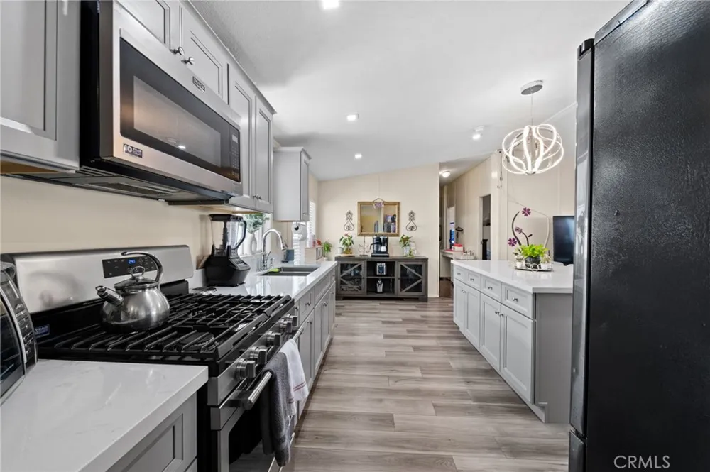 1700 South Glendora Ave #9 Glendora, CA 91740
