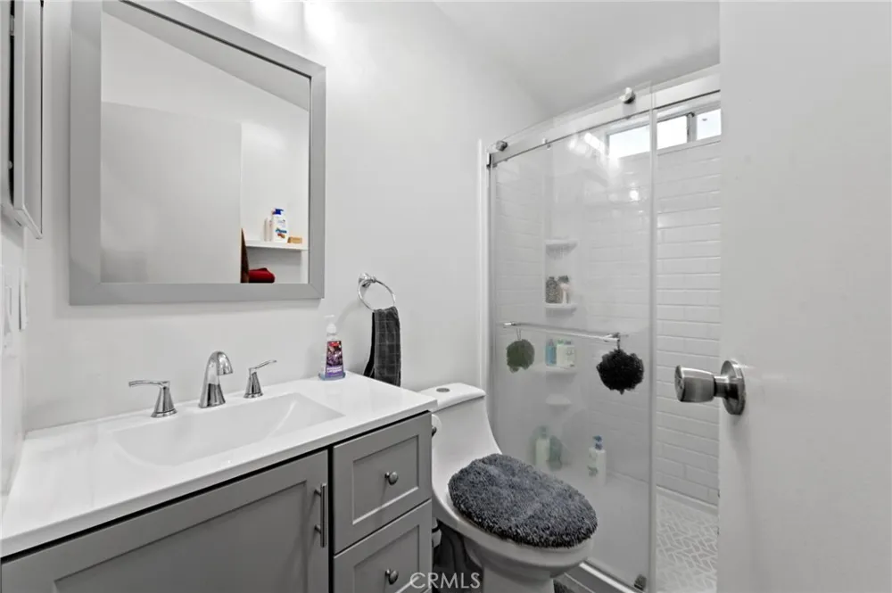 1700 South Glendora Ave #9 Glendora, CA 91740