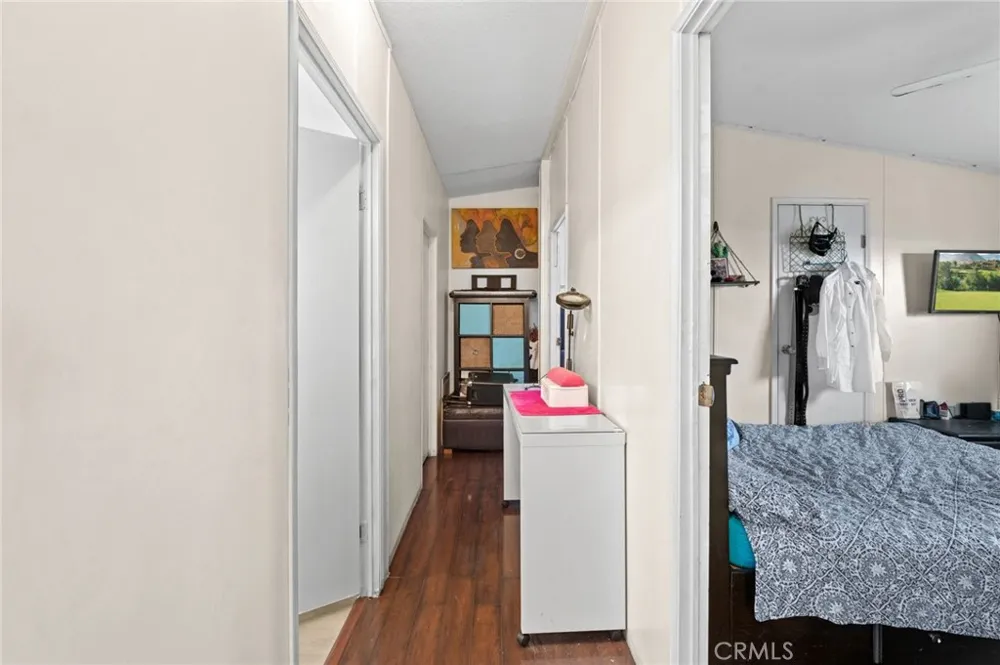 1700 South Glendora Ave #9 Glendora, CA 91740