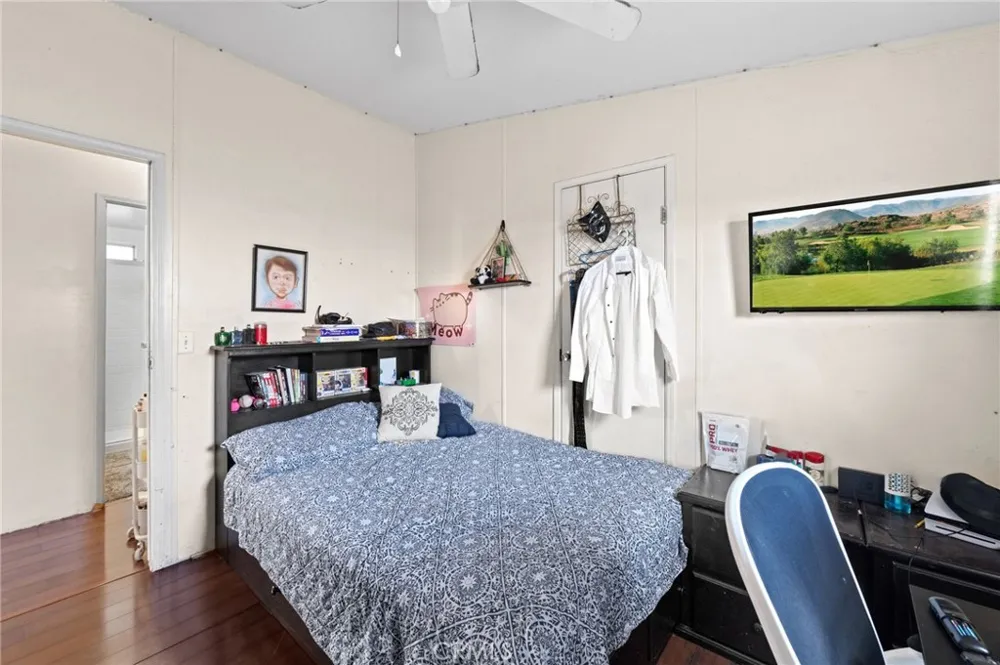 1700 South Glendora Ave #9 Glendora, CA 91740