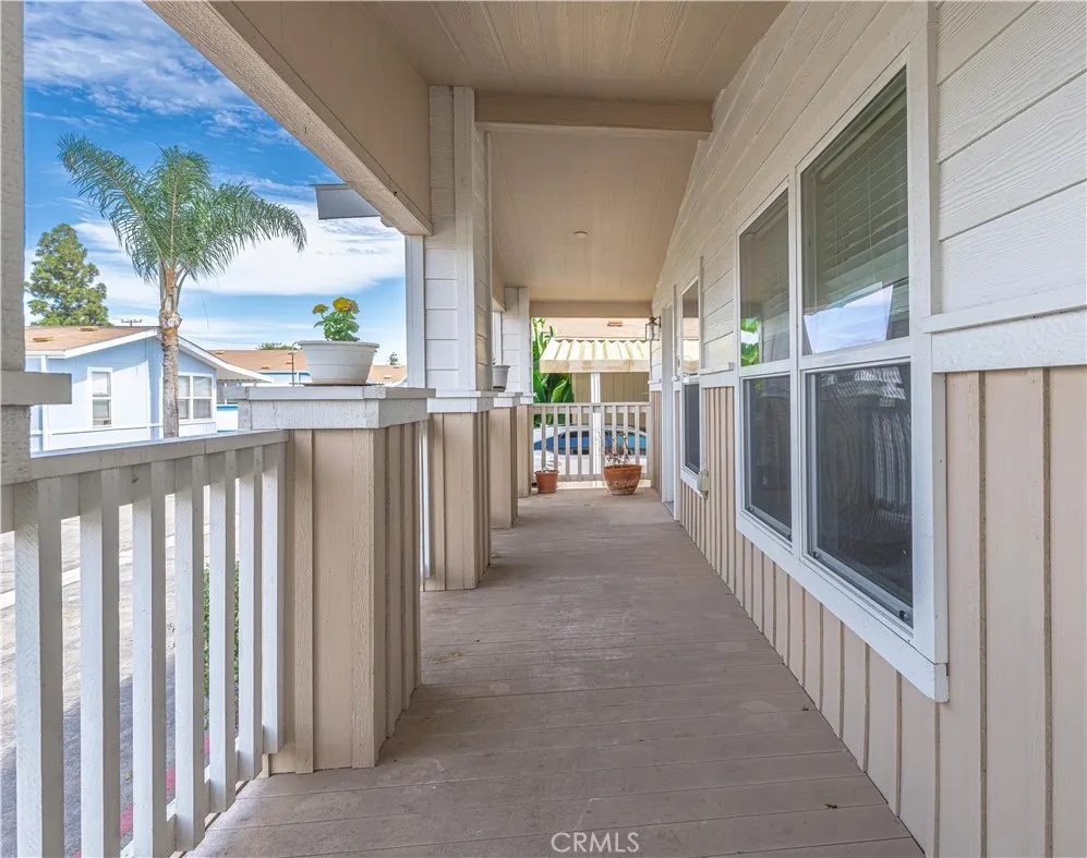 102 Pigeon Fountain Valley, CA 92708