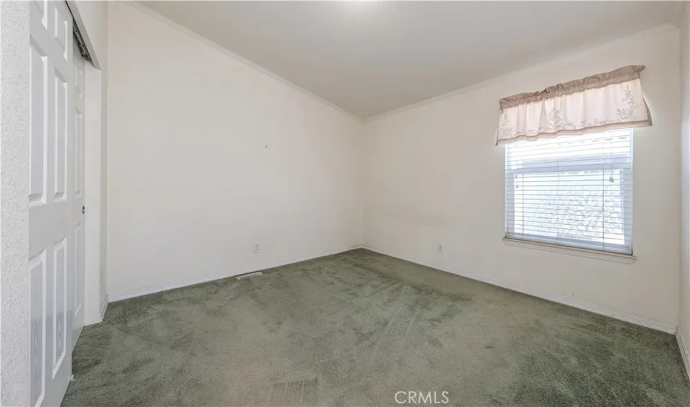 102 Pigeon Fountain Valley, CA 92708