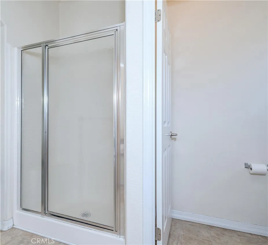 102 Pigeon Fountain Valley, CA 92708