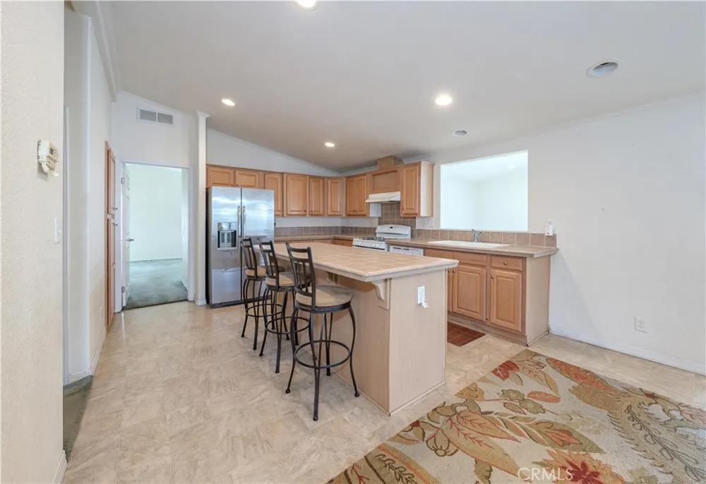 102 Pigeon Fountain Valley, CA 92708