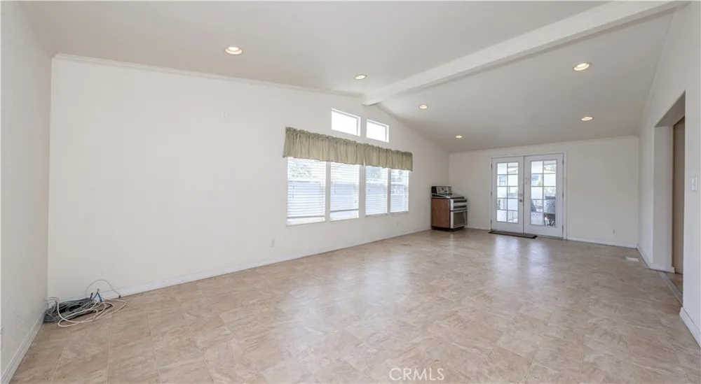102 Pigeon Fountain Valley, CA 92708