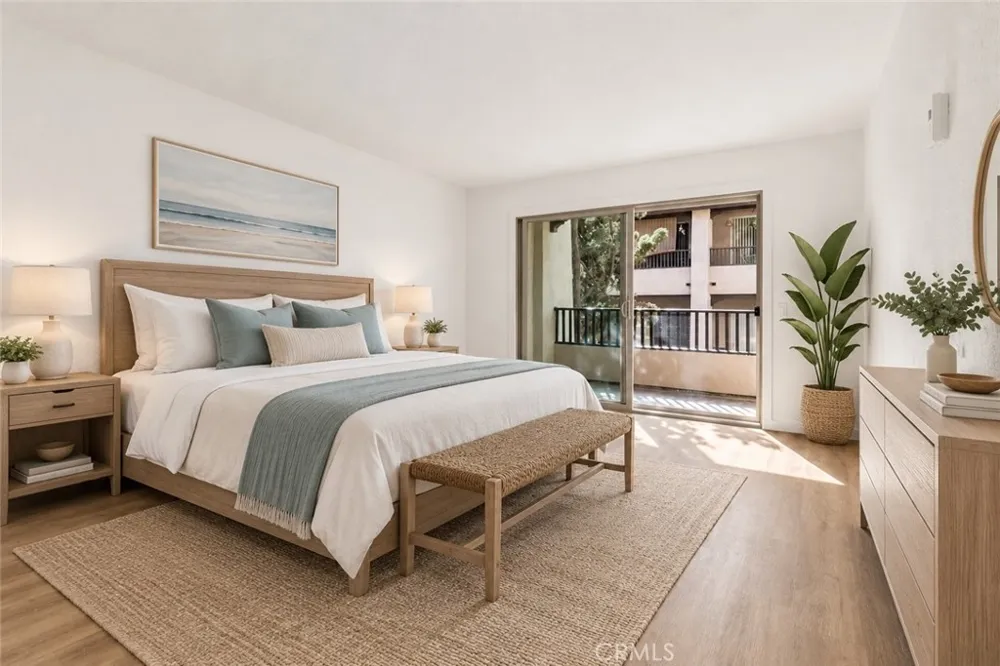 2514 Clairemont #107 San Diego, CA 92117