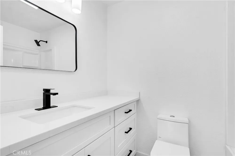 2514 Clairemont #107 San Diego, CA 92117