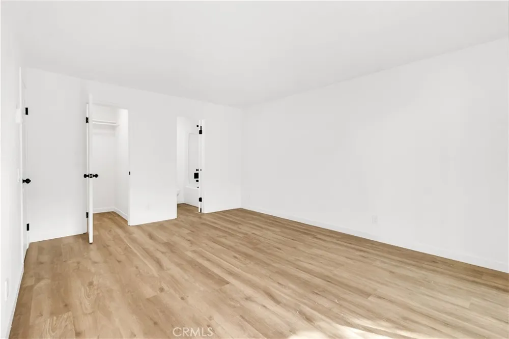 2514 Clairemont #107 San Diego, CA 92117