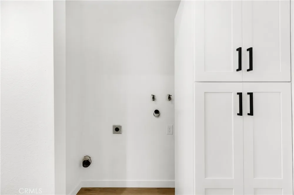 2514 Clairemont #107 San Diego, CA 92117