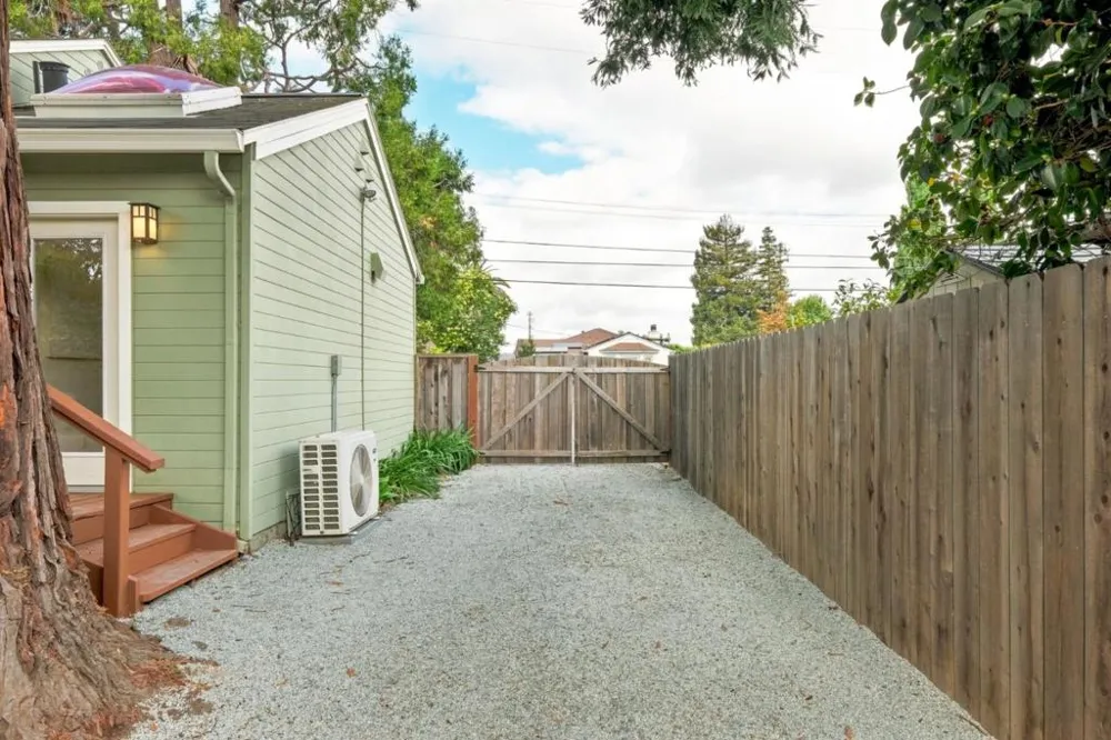 710 7th Avenue Redwood City, CA 94063