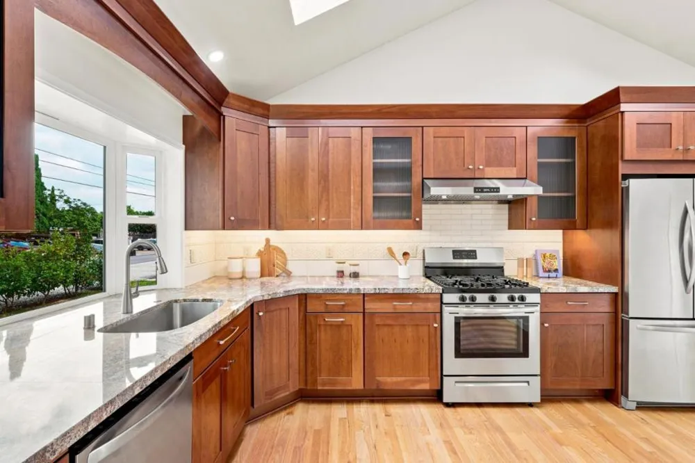 710 7th Avenue Redwood City, CA 94063