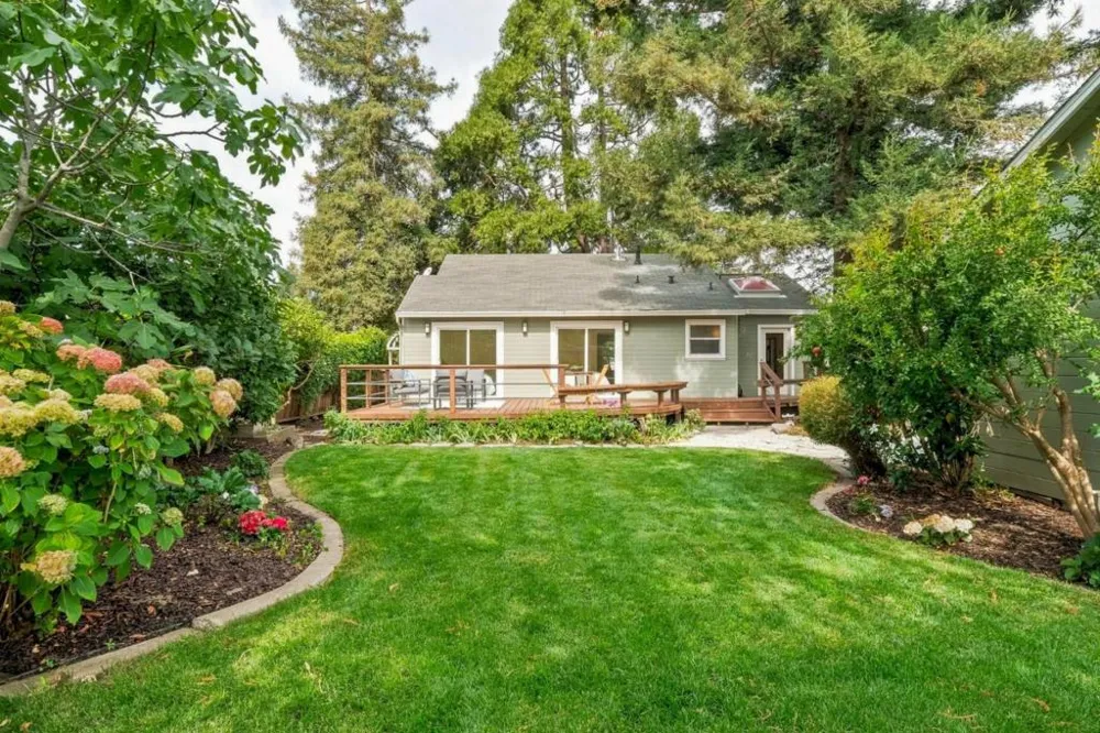 710 7th Avenue Redwood City, CA 94063