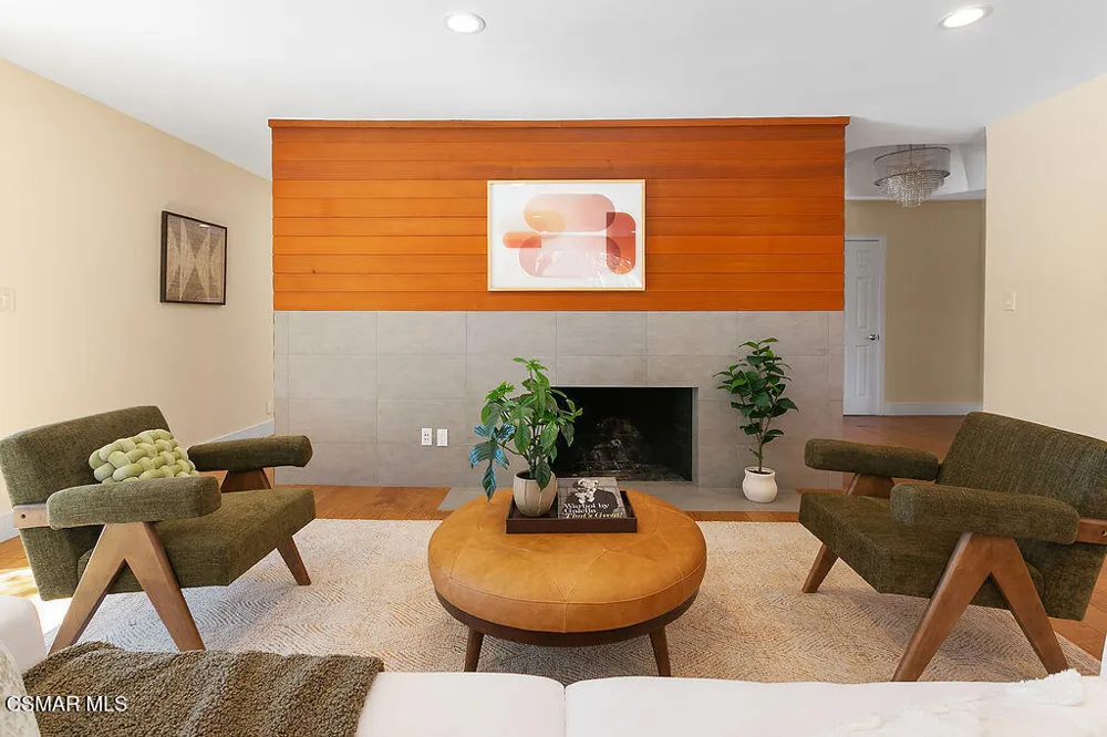 5156 Dumont Place Woodland Hills, CA 91364